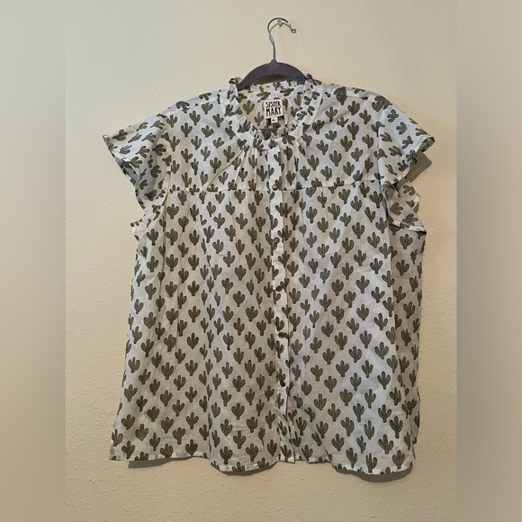 Cactus Print Ruffle Sleeve Top - Picture 4 of 11